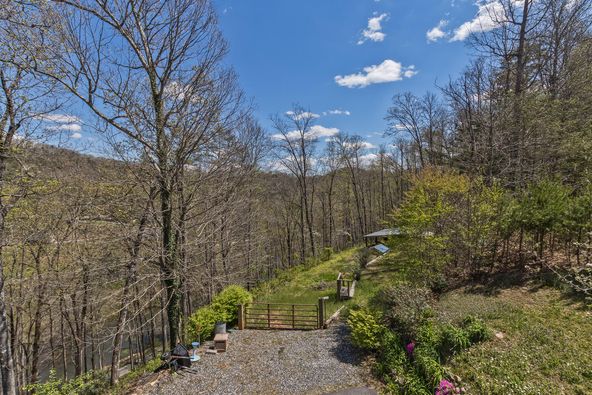 Moonlight Spa and Retreat: 129 Moonlight Dr, Sylva, NC 28779